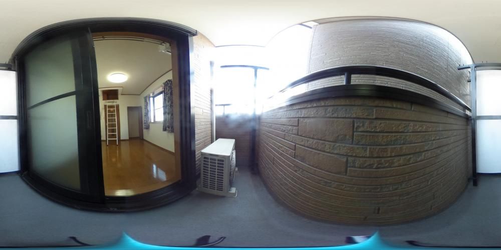 �o���R�j�[