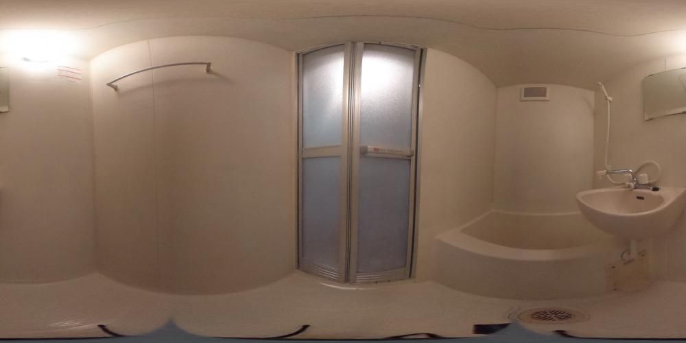 �o�X���[��