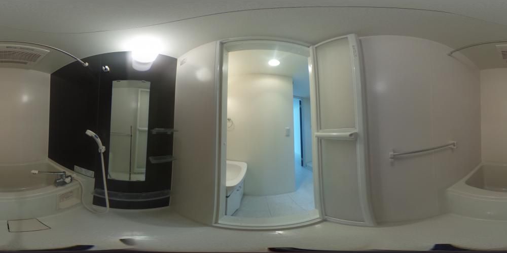 �o�X���[��