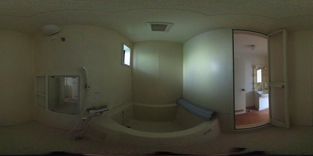 �o�X���[��