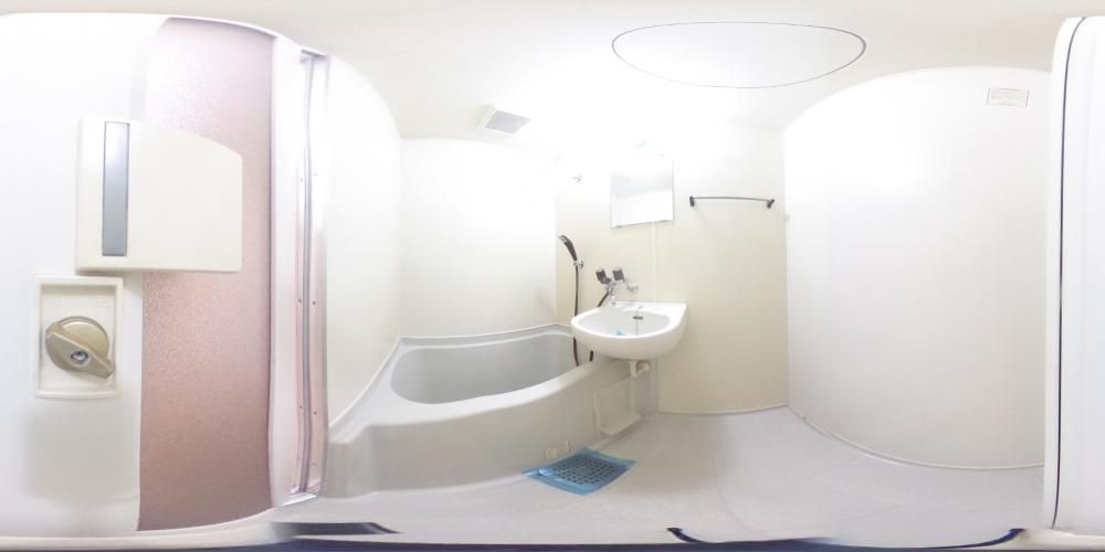 �o�X���[��